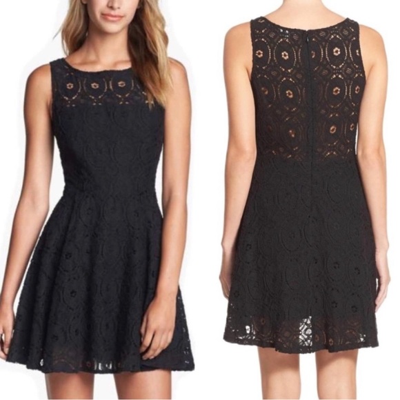 BB Dakota Dresses & Skirts - BB Dakota women black lace sleeveless fit and flare dress